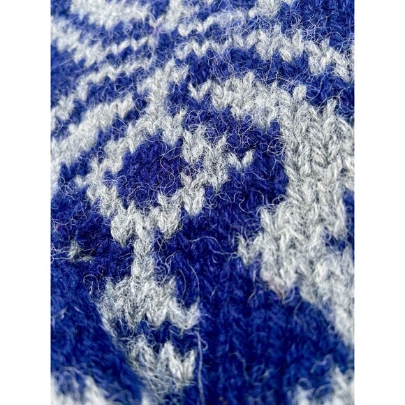 Vintage 1990s J.Crew Outfitters Hand Knit Shetland Wool Sweater Blue Gray L - Picture 13 of 13
